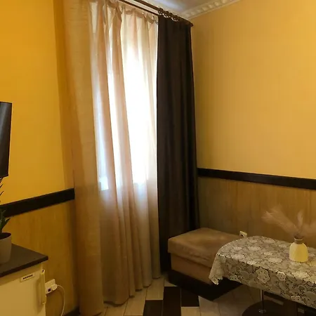 Center Apartment: Reliable Power In Heart Of Lviv